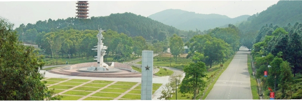 Cảnh quan thiên nhiên hùng vĩ của Hà Tĩnh, gần khu vực Suối Nước Nóng Sơn Kim