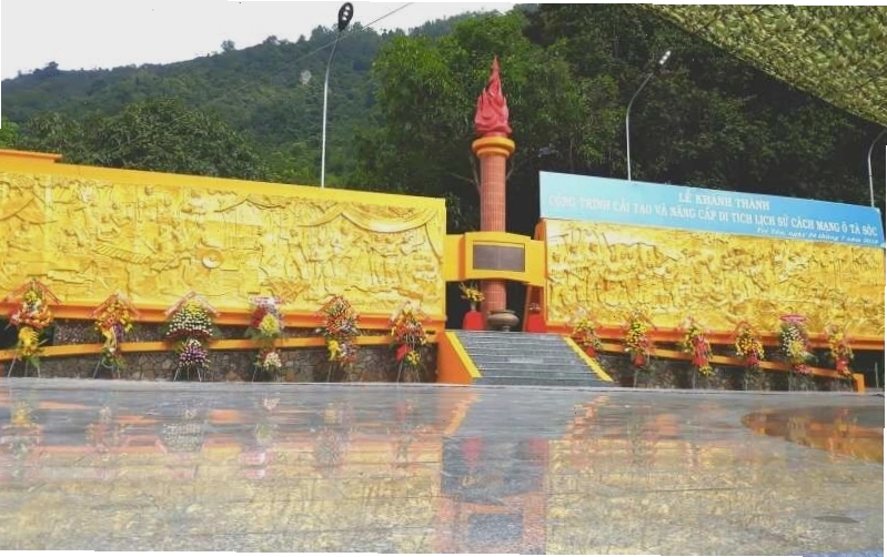 Cảnh quan thiên nhiên hùng vĩ tại Đồi Tức Dụp