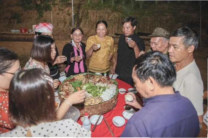 Cảnh quan thiên nhiên tại khu vực Homestay Hoàng Sằn