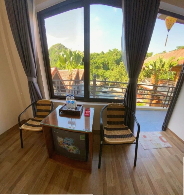 Cảnh quan thiên nhiên thơ mộng xung quanh Tam Coc Westlake Homestay