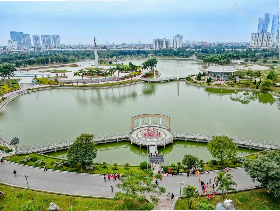 Cảnh quan thiên nhiên trong lành của công viên Hà Nội