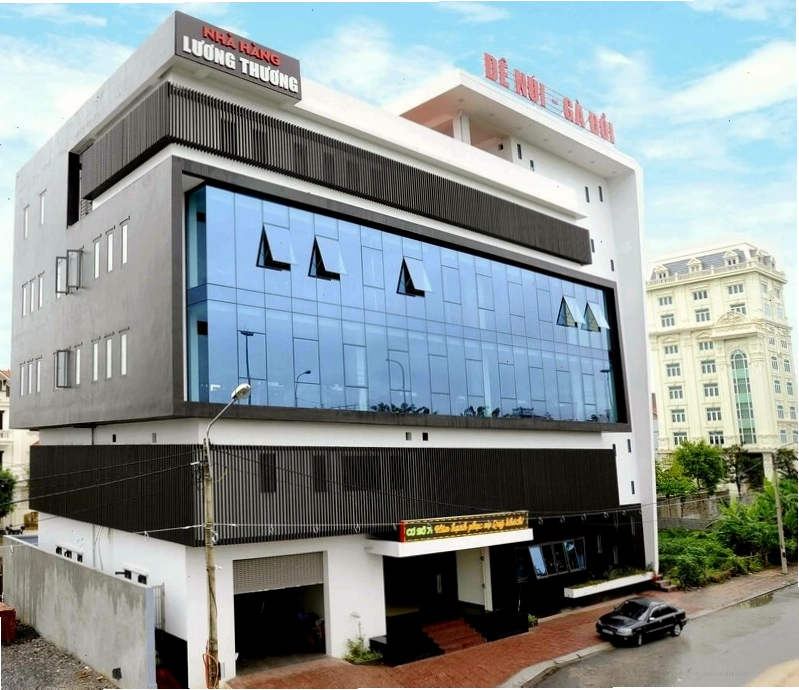 Cảnh quan thiên nhiên xung quanh nhà hàng