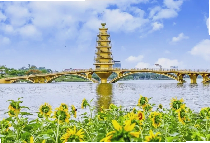Cảnh quan tổng thể Công viên Văn Lang Việt Trì