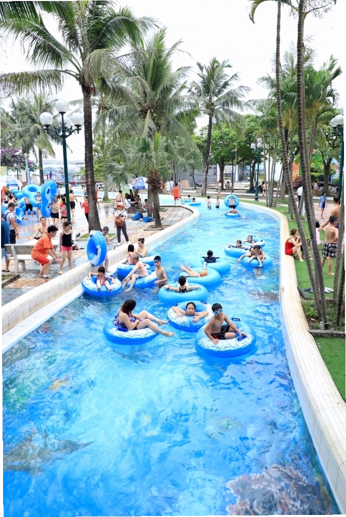 Cảnh quan tổng thể của Công viên Nước Hồ Tây