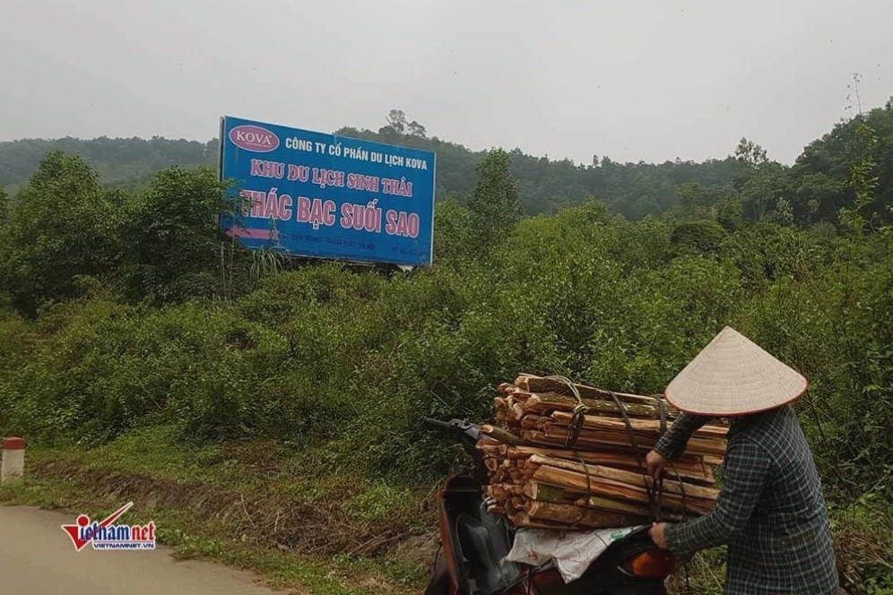 Cảnh quan tự nhiên của Thác Bạc Suối Sao