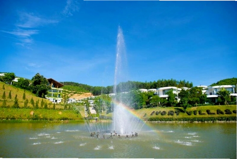 Cảnh quan xanh mát bao quanh Ivory Villas & Resort