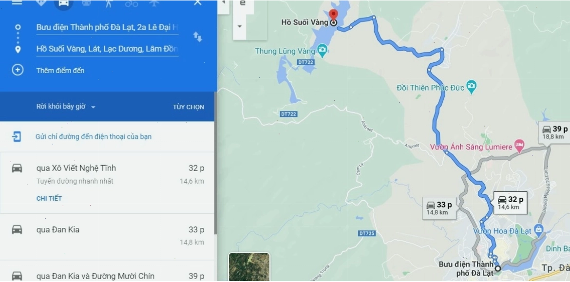 Cảnh quan xanh mát nhìn từ con đường dẫn tới Hồ Suối Vàng
