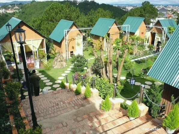 Cảnh quan xanh mướt bao quanh Windy Hill Homestay