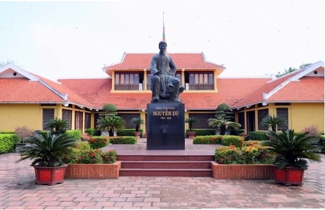 Cảnh sinh hoạt nhộn nhịp tại làng cá Cửa Nhượng