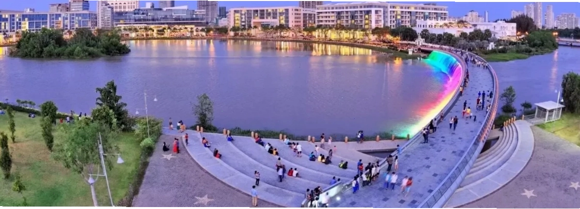 Cầu Ánh Sao về đêm tại Phú Mỹ Hưng
