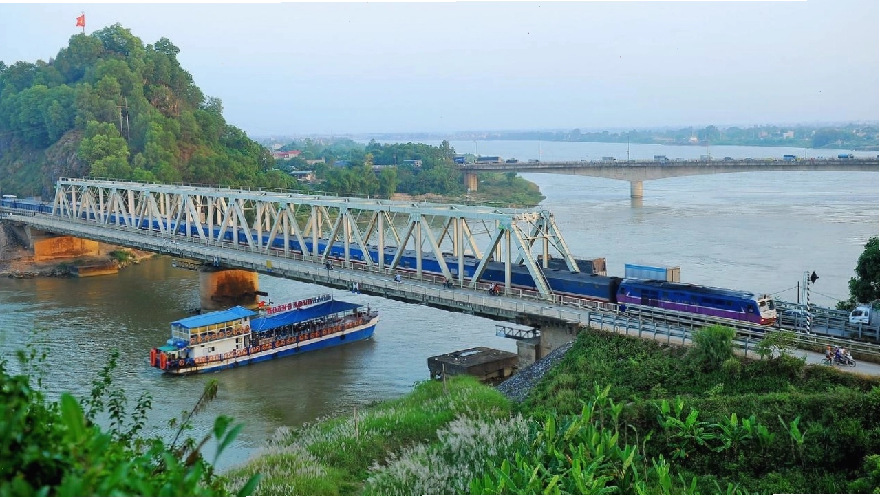Cầu Hàm Rồng Thanh Hóa