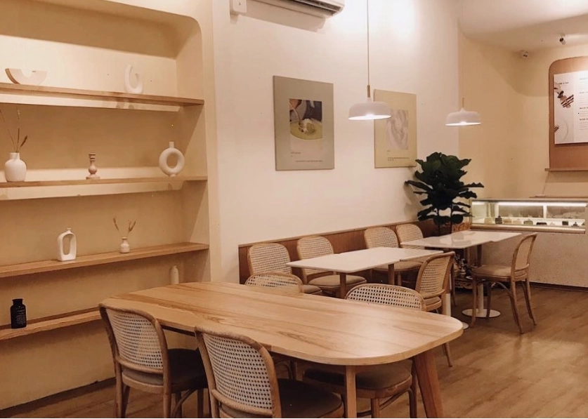 C’est Si Bon là quán cafe yên tĩnh tại Cầu Giấy