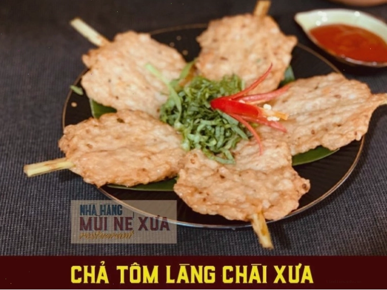 Chả tôm Phan Thiết thơm ngon tại Mũi Né Xưa
