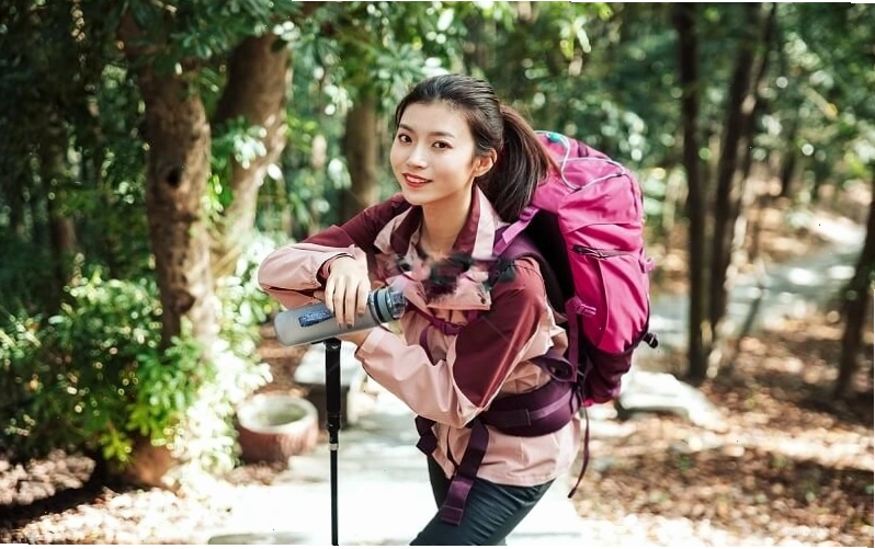  chai nước uống cần thiết cho chuyến đi leo núi