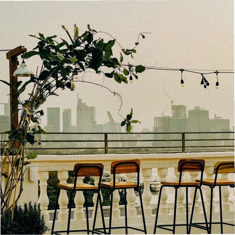 Chạng Vạng Rooftop Bình Thạnh