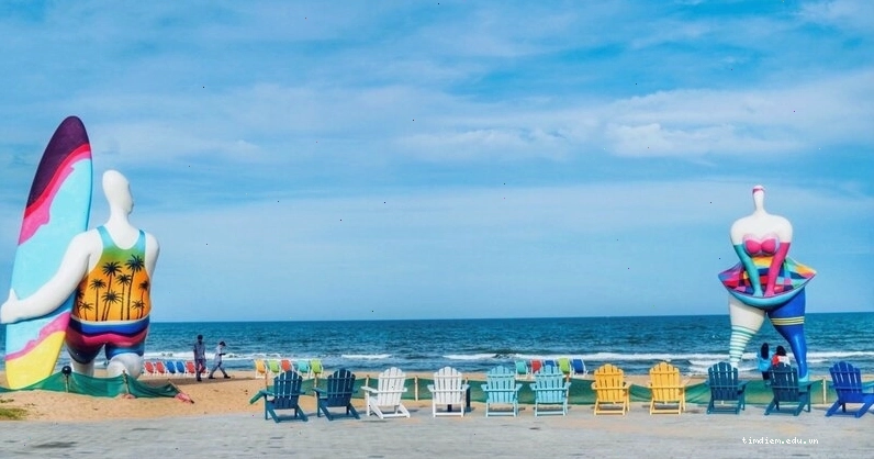 Check-in ấn tượng tại Bikini Beach Phan Thiết với các biểu tượng độc đáo
