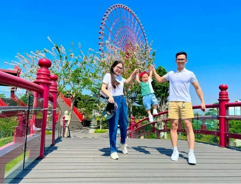 Check-in tại công viên hoa Hạ Long