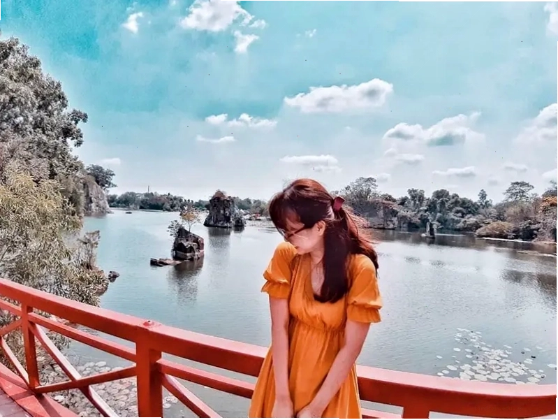Check-in tại khu du lịch Sơn Tiên