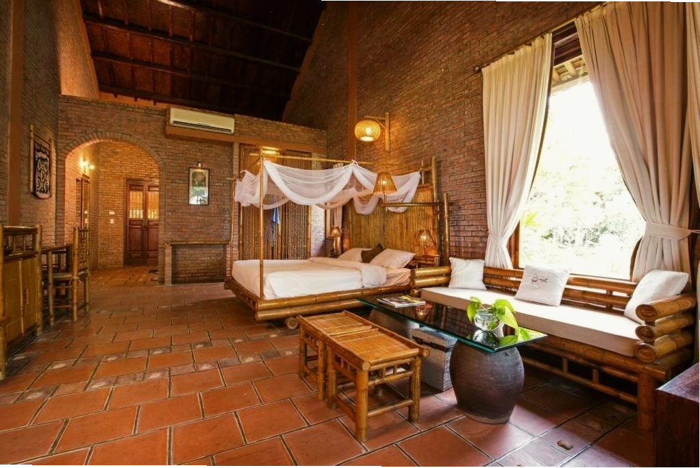 Chi tiết nội thất phòng Deluxe 1 Giường Lớn Vạn Chài Resort