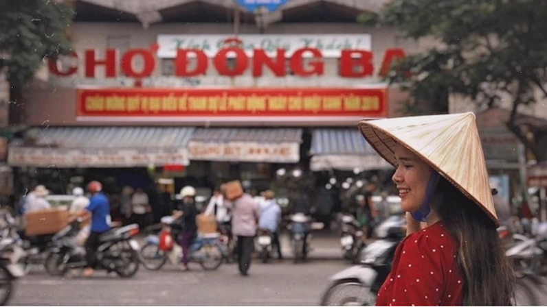 Chợ Đông Ba Huế nhộn nhịp với các món ăn đặc sản