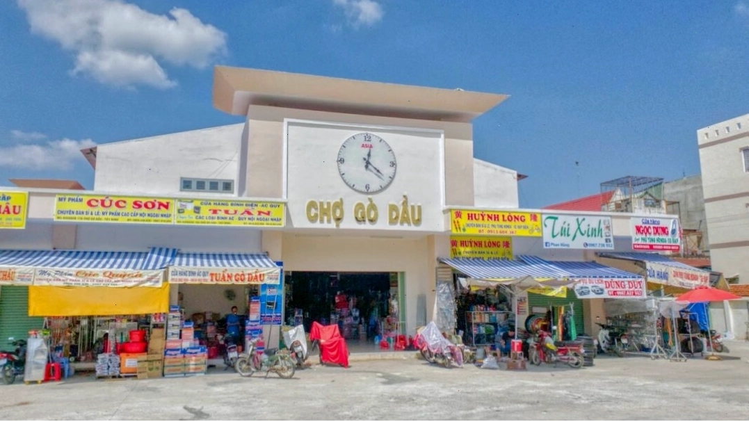 Chợ Gò Dầu bày bán nhiều loại đặc sản hấp dẫn