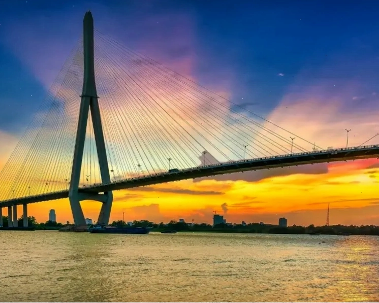 Chợ nổi Cái Răng Cần Thơ tấp nập ghe thuyền