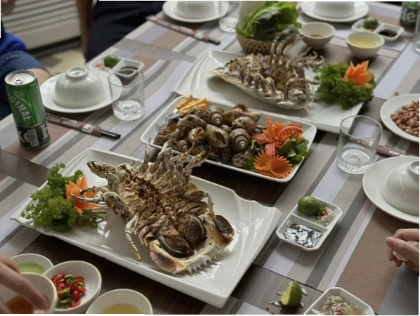 Chọn nhà hàng Sầm Sơn có bảng giá rõ ràng như Phúc Lê