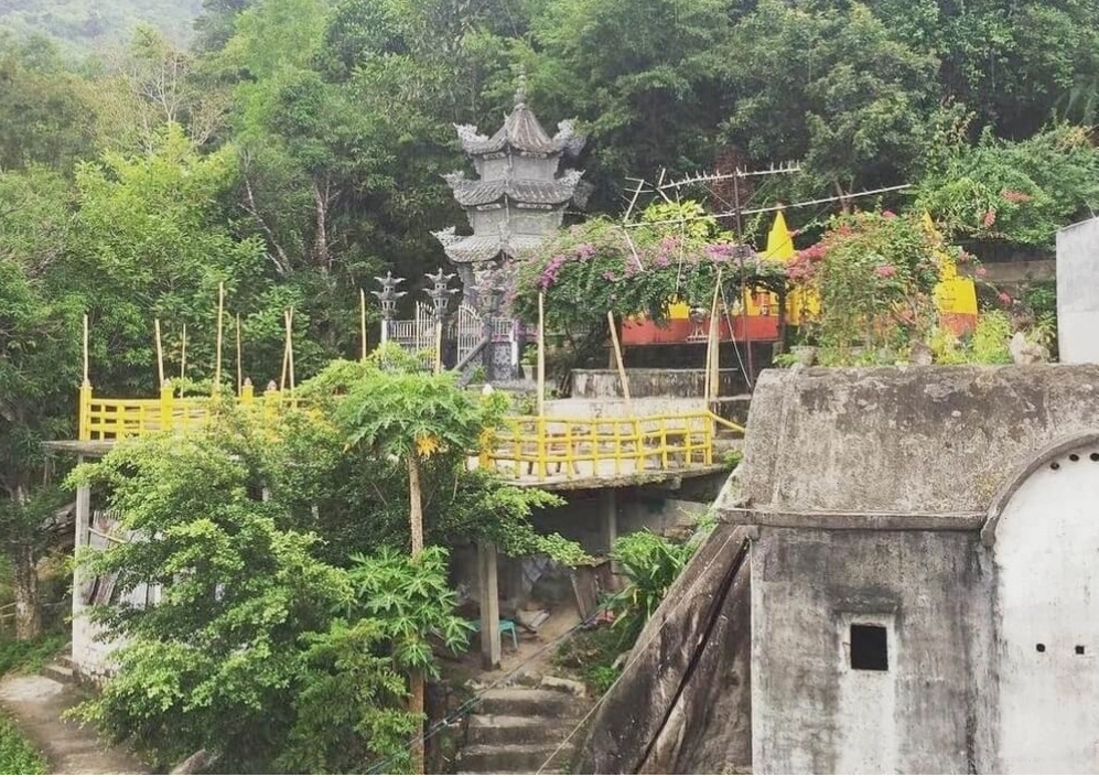Chùa Bửu Quang trên đỉnh núi Chứa Chan Đồng Nai linh thiêng