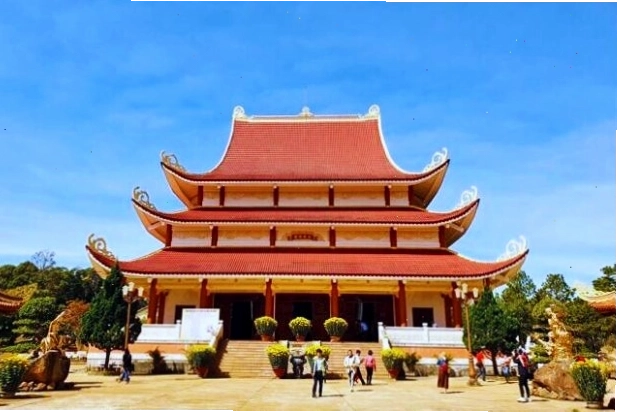Chùa Khánh Lâm Măng Đen