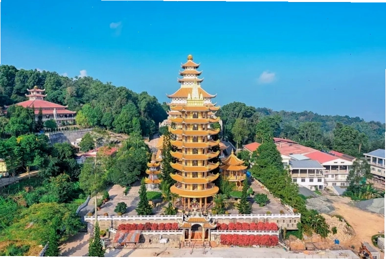Chùa Vạn Linh - một trong những điểm tâm linh trên Núi Cấm An Giang