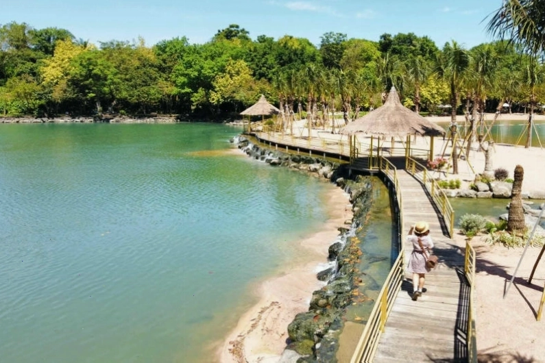 Chuẩn bị đồ dùng cần thiết cho chuyến đi Suối Mơ