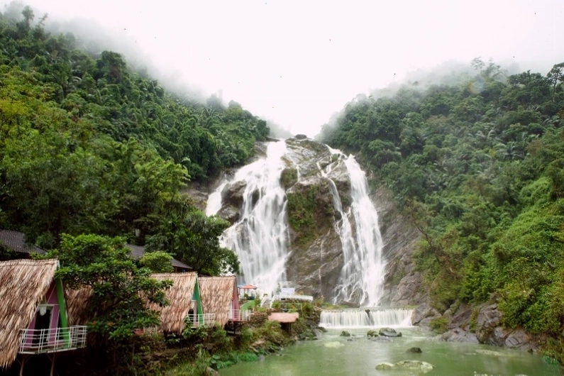 Cồn cát hoang sơ tại Quảng Ngãi