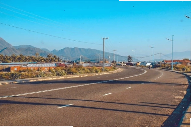 Con đường ven biển Nha Trang thơ mộng