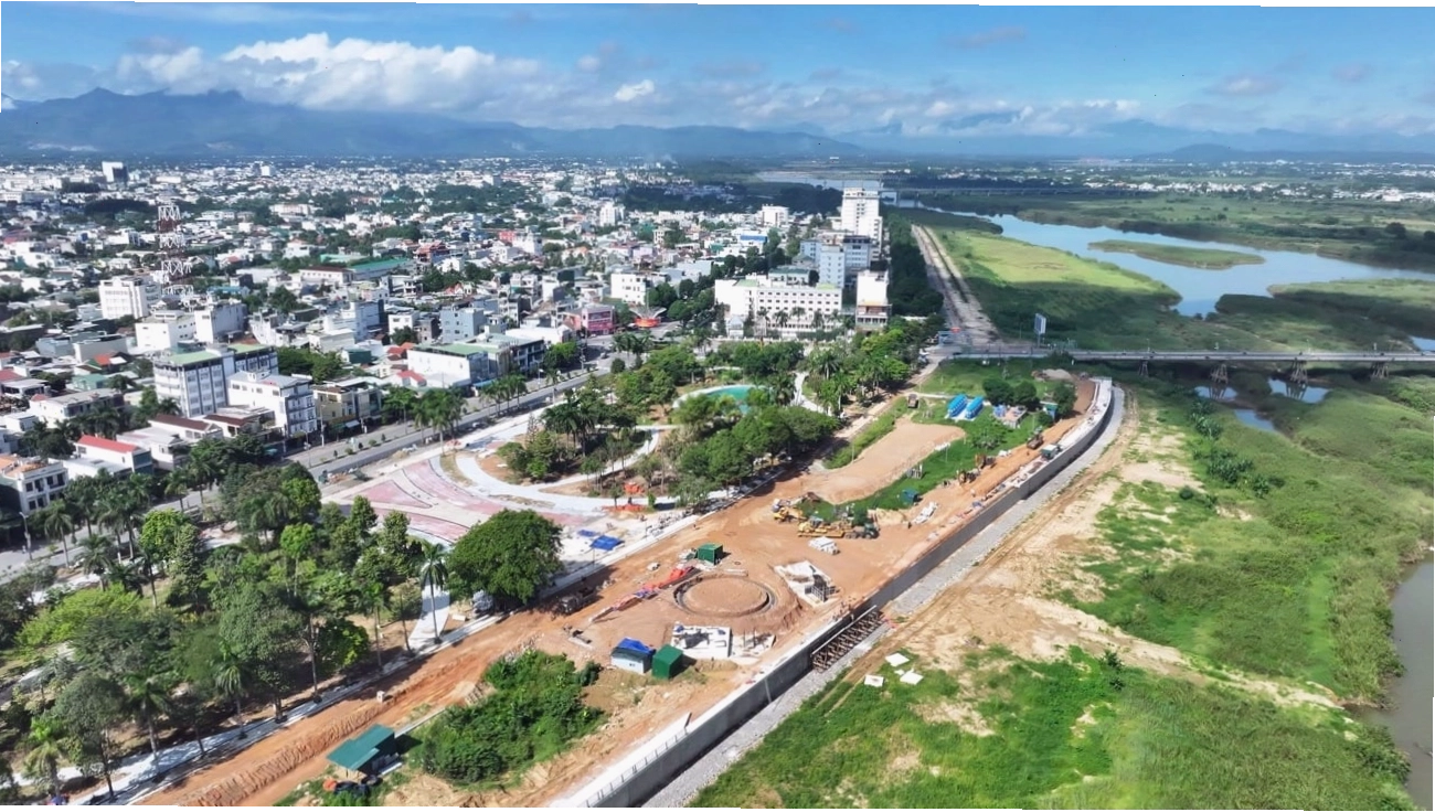 Công viên Bà Tơ đang trong quá trình cải tạo và nâng cấp