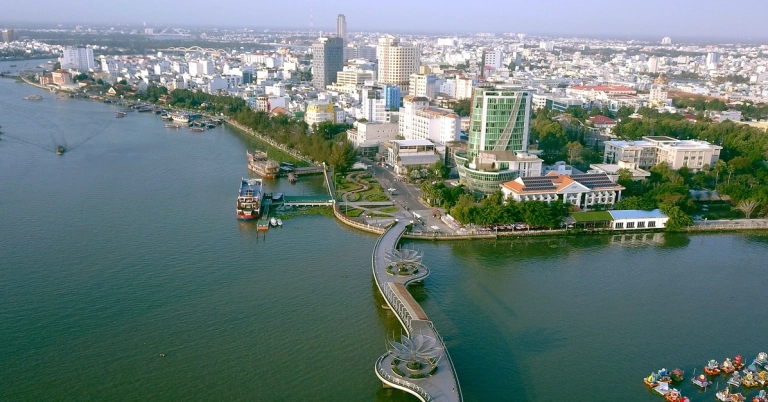 Công viên Bến Ninh Kiều Cần Thơ điểm đến văn hóa và giải trí