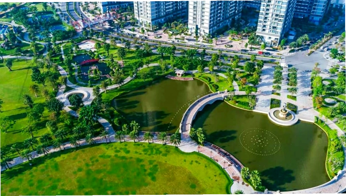 Công viên Landmark 81 Vinhomes Central Park về đêm với ánh đèn rực rỡ