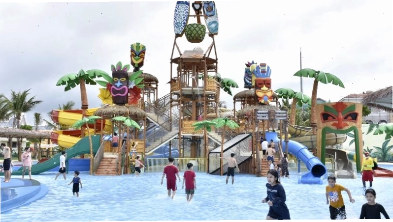 Công viên nước Tropicana Park Hồ Tràm với không gian biển nhiệt đới