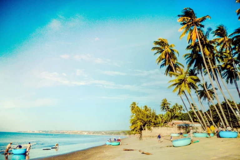 Công viên Thương Chánh: Điểm ngắm biển tuyệt đẹp tại Phan Thiết