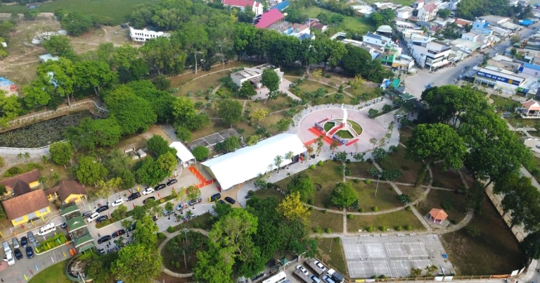Công viên Võ Văn Tần Đức Hòa: Điểm đến xanh mát và ý nghĩa