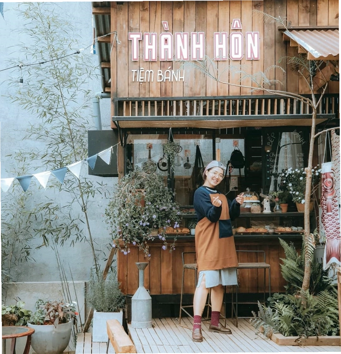 Cửa ra vào độc đáo của Still Cafe