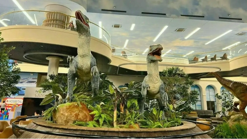 Đa dạng lựa chọn ẩm thực tại Dino Cafe Quận 1