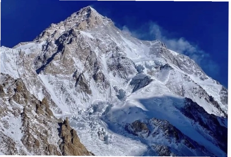 Dãy núi K2 Pakistan với địa hình hiểm trở và hùng vĩ