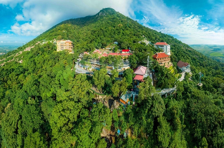 Địa chỉ Núi Bà Đen Tây Ninh: Khám phá điểm đến tâm linh và cảnh quan hùng vĩ