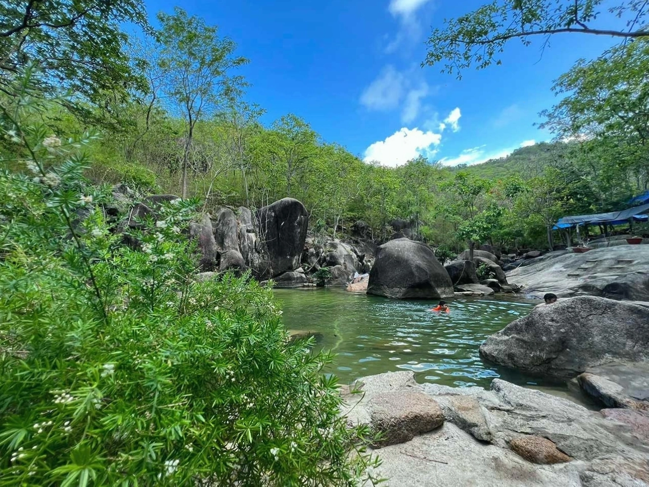Địa chỉ Suối Đá Vũng Tàu nằm gần núi Dinh