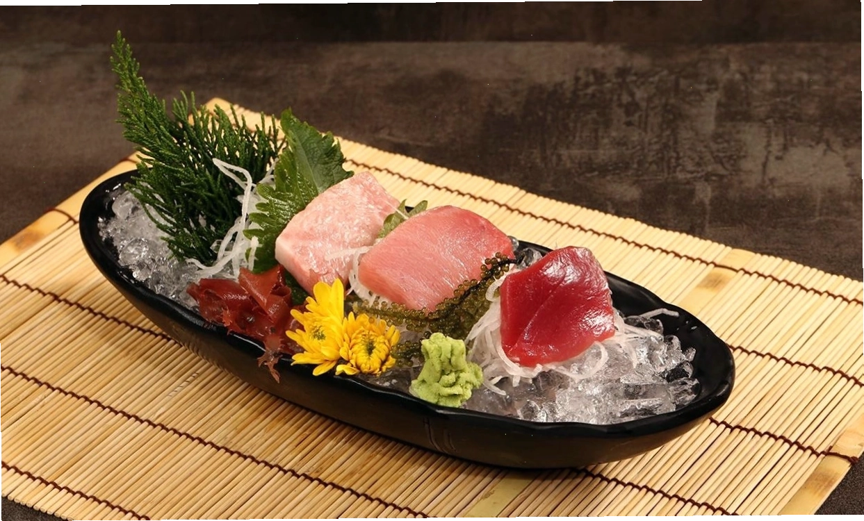 Đĩa sushi thập cẩm hấp dẫn tại Sushi Tei