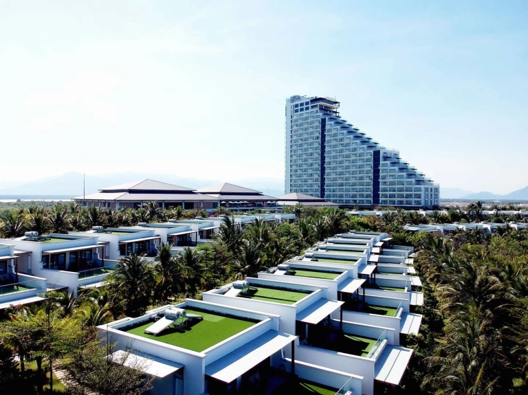Duyên Hà Resort Cam Ranh: Thiên đường nghỉ dưỡng trọn gói 3 bữa