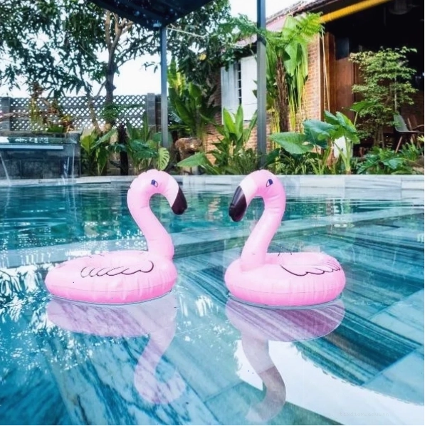 Eco House Villa Phan Thiết với hồ bơi và khu vườn xanh mát