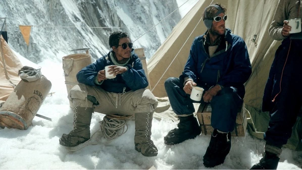 Edmund Hillary và Tenzing Norgay trong chuyến thám hiểm Everest năm 1953