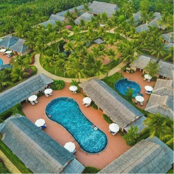 ENSO Retreat Hoi An với hồ bơi thanh tịnh và không gian thiền định
