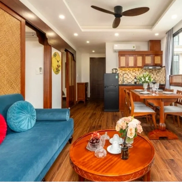 Evelyn Indochine Chic in Central Hanoi với không gian ấm cúng và tiện nghi